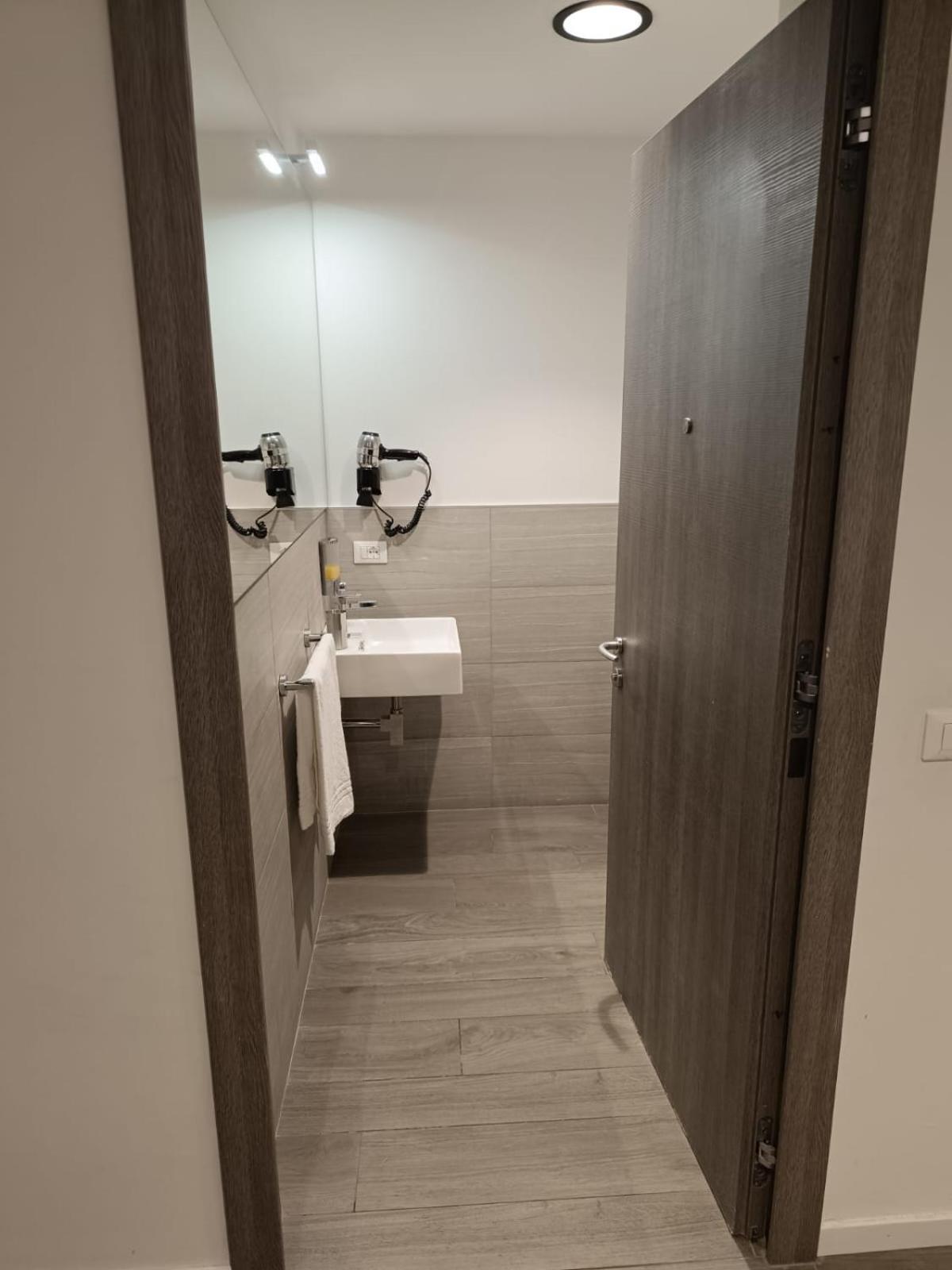 Fasthotel Linate Segrate Zewnętrze zdjęcie